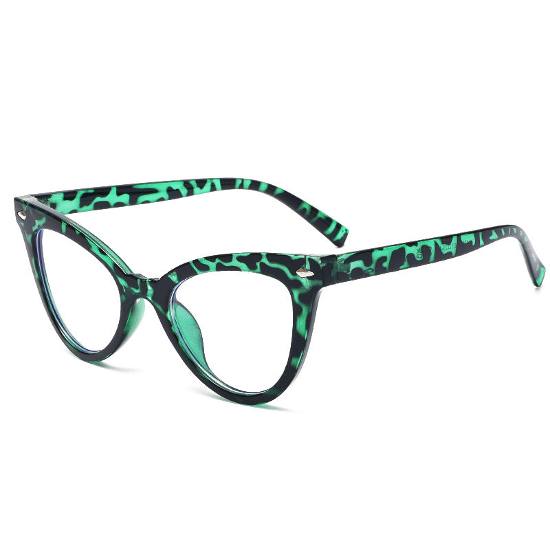 Wholesale Triangle Cat's Eye PC Sunglasses for Men and Women